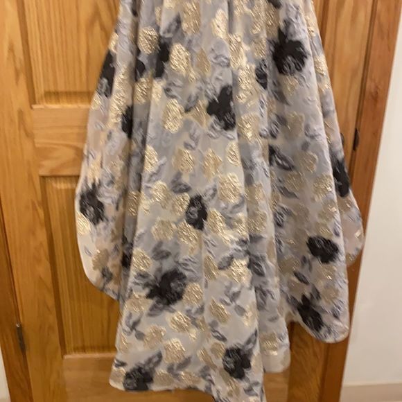 Nicole Bakti Floral Embroidered Jewel Dress - Picture 10 of 11